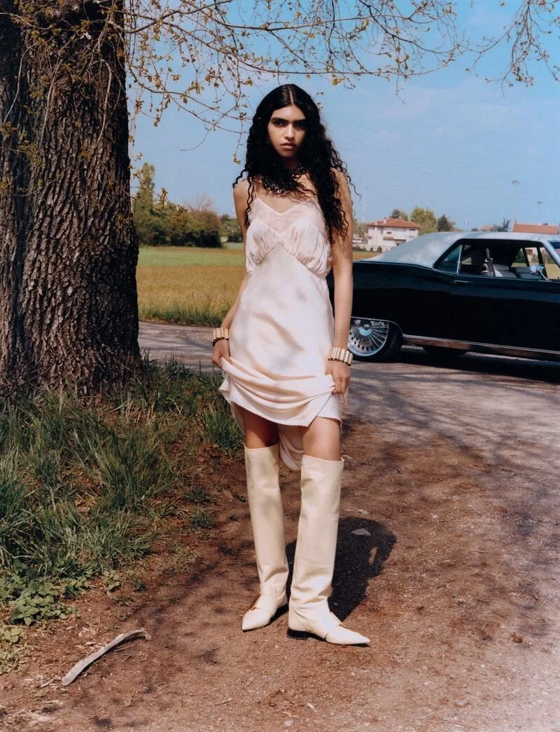 女性情報誌 Vogue Ukraine Magazine October 2021 女性情報誌 Vogue Ukraine Magazine October 2021 Vogue Ukraine